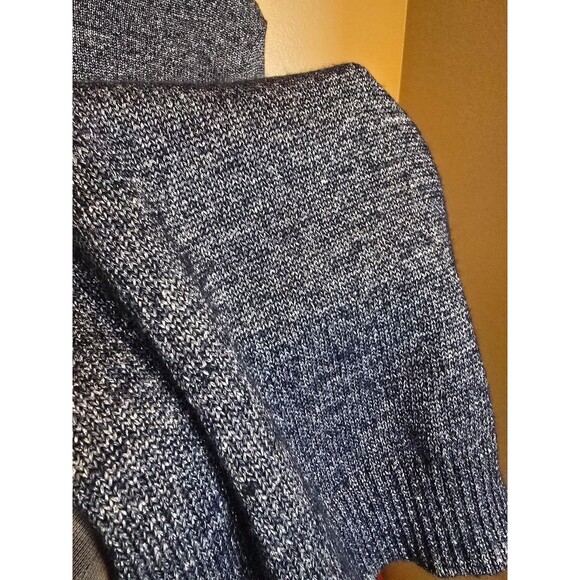 Boston Proper faux fur cuffed sweater in shiny blue size medium - Picture 2 of 8